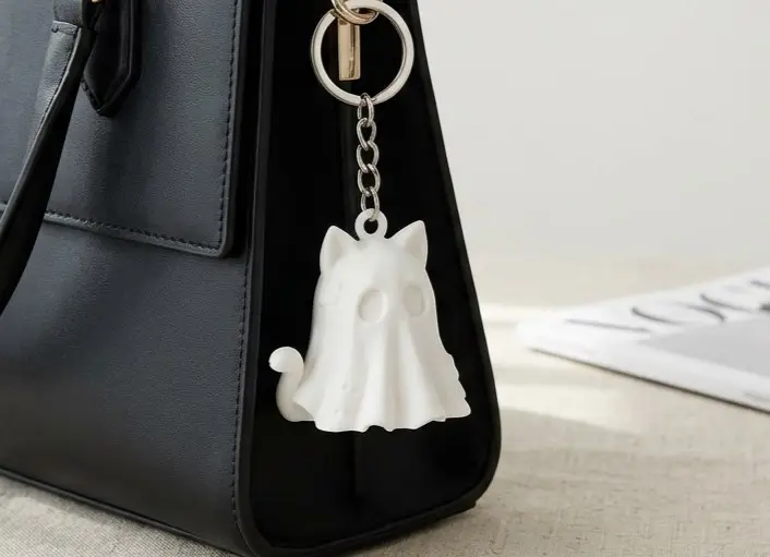 Cute Ghost Cat Bag Charm – Spooky Cat Keychain — modelo 3D