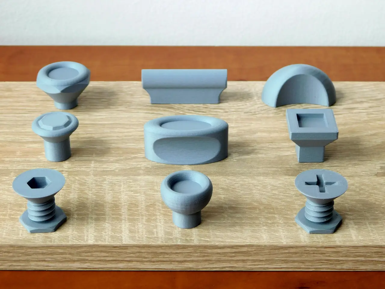 Knobs and handles for doors and drawers — modelo 3D