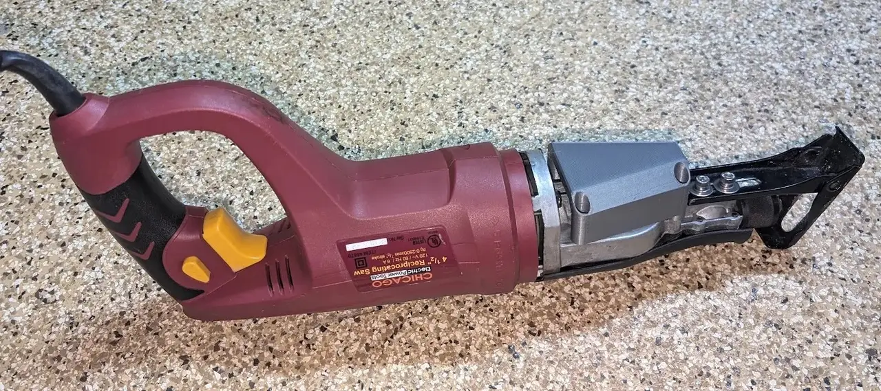 Harbor Freight/Chicago Electric - Reciprocating Saw - replacement grip/cover — modelo 3D