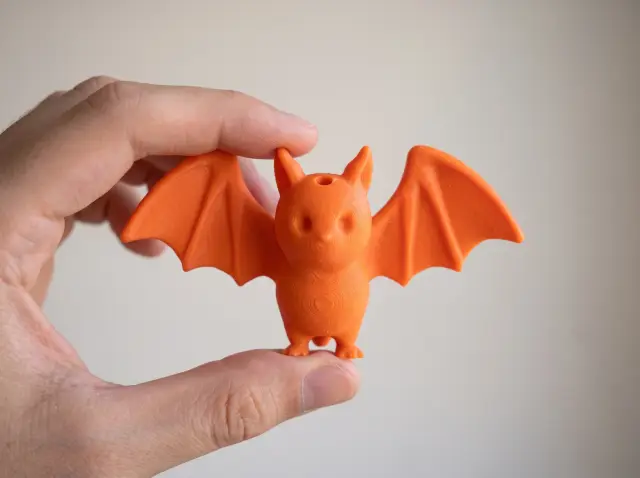 Cute Chibi Bat — Keyring & Desk Pet — modelo 3D