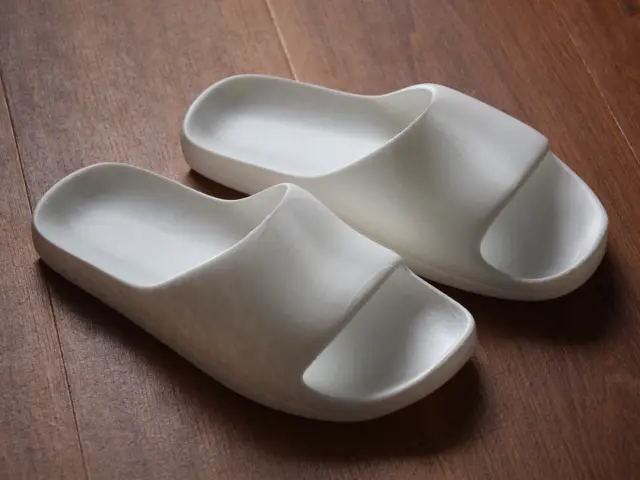 Slide Shoes (Adilette) - Fully 3d-printed — modelo 3D