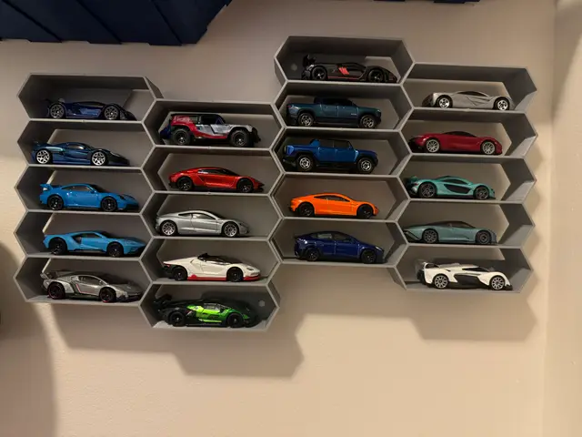 Hexagonal Hot Wheels Shelf — modelo 3D
