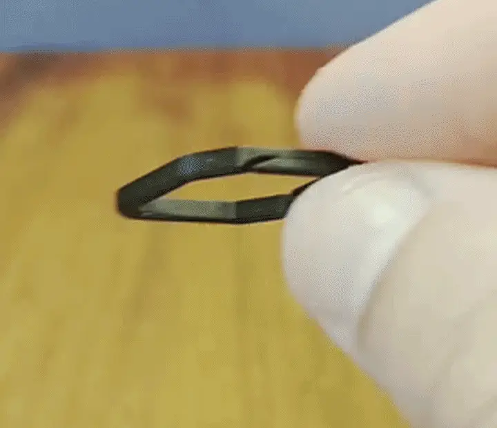 Small Strong Keyring — modelo 3D