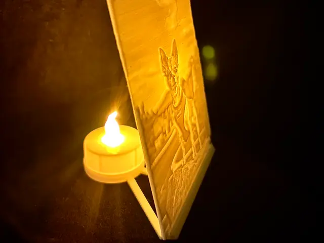 Tea Light Lithophane Stand — modelo 3D