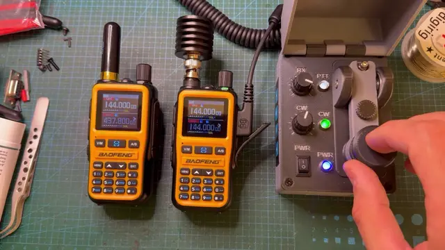 MCW Generator — Morse keyer with built-in straight key for any FM radio — modelo 3D