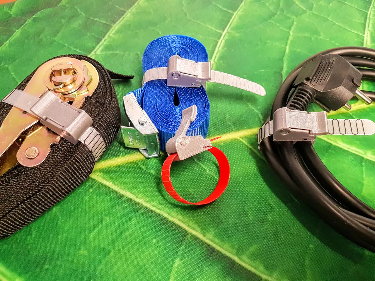 One For All | Cable Strap | Print In Place Clamp | Belt — modelo 3D