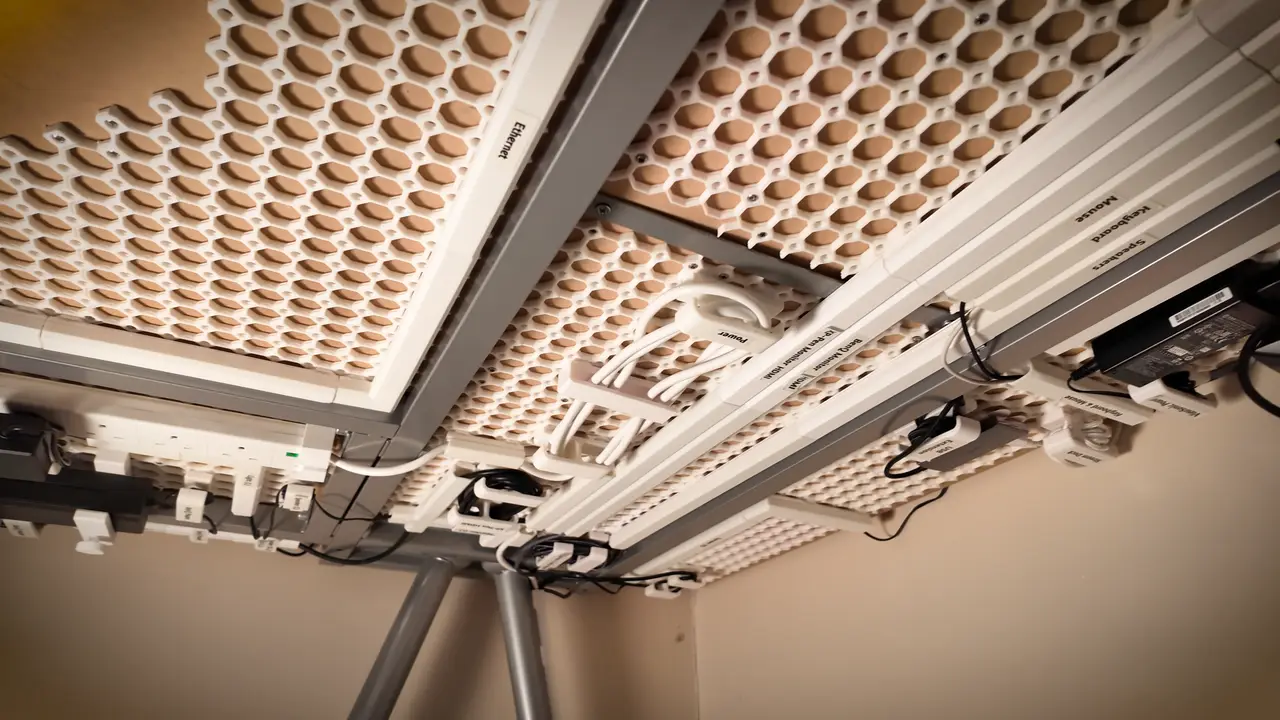 Underware - The Ultimate Cable Management Solution — modelo 3D