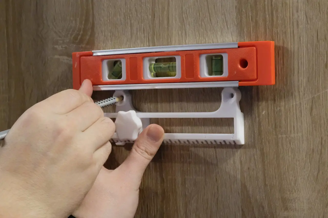 Lockable hole distance measurer with scale (20mm - 200mm) [v1.1] — modelo 3D