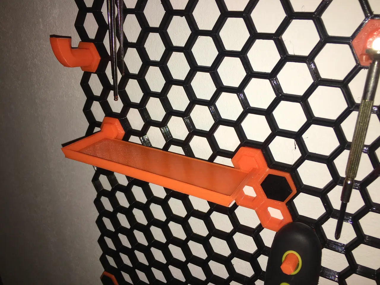 Honeycomb Wall shelf — modelo 3D