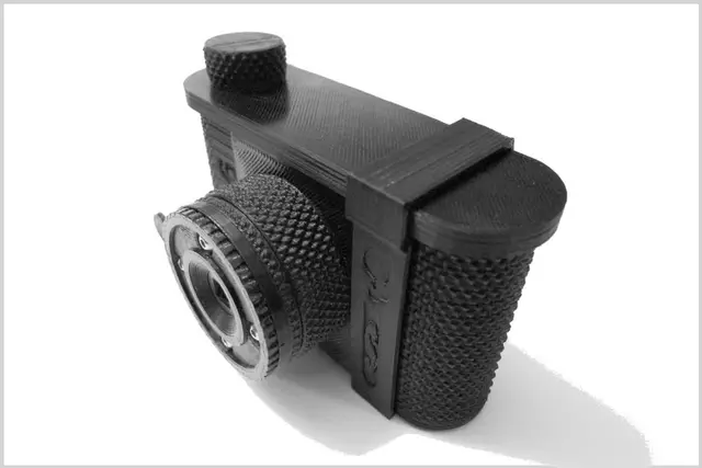 P6*6 120 Pinhole Camera — modelo 3D