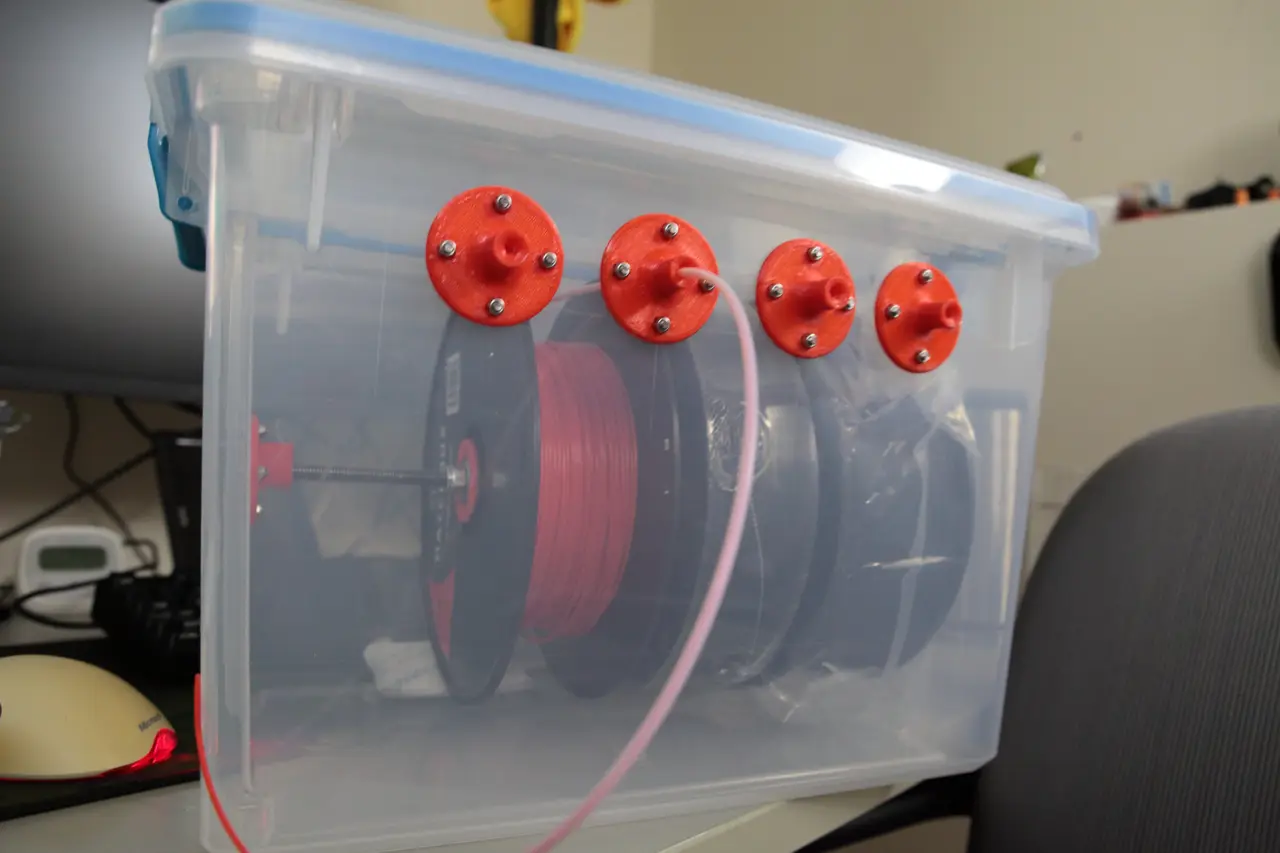 Filament dry box for 3-4 spools of filament — modelo 3D