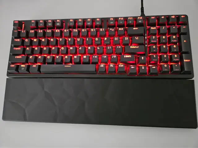 Lemokey X5 keyboard wrist rest / palm rest — modelo 3D