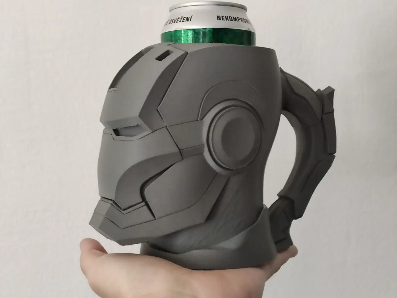 IronMan Can Holder / Beer mug — modelo 3D