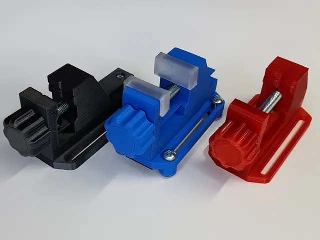 Miniature Vise 2.0 (much easier to assemble and 100% printable) — modelo 3D