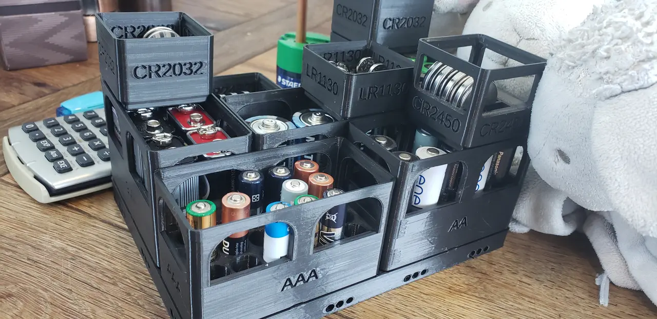 Definitive Collection of Battery Holders (Gridfinity, Stackable & Labelled) — modelo 3D