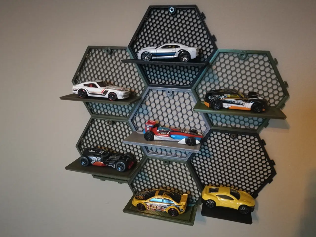 Wexagon - Hexagon Shelves (remix for displaying Matchbox cars) — modelo 3D