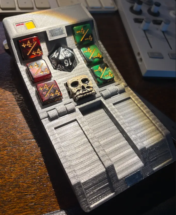 Star Trek TNG Tricorder - MTG Dice Holder — modelo 3D