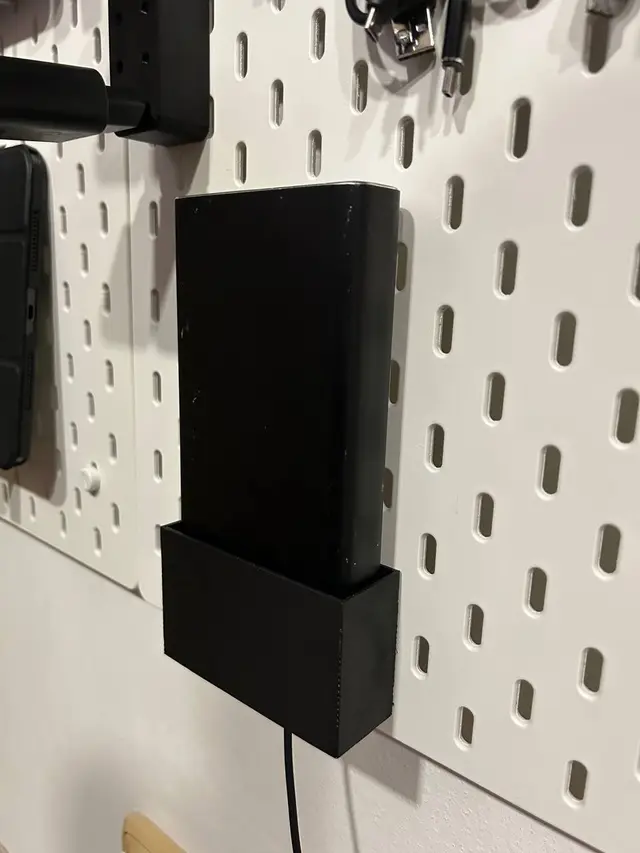 Skadis Powerbank holder — modelo 3D