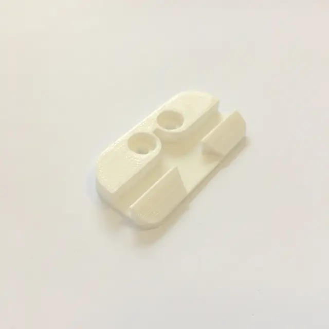 Lock for fridge or freezer compartment door — modelo 3D