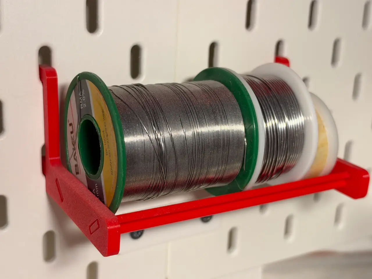 Solder spool holder for Skådis — modelo 3D