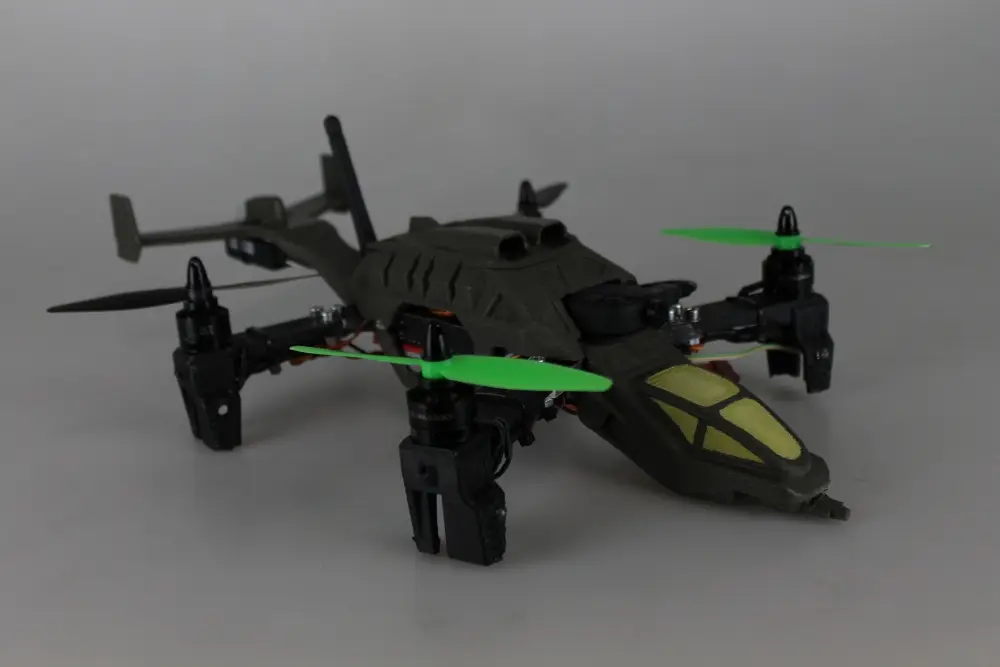 Drone Quadcopter Halo — modelo 3D