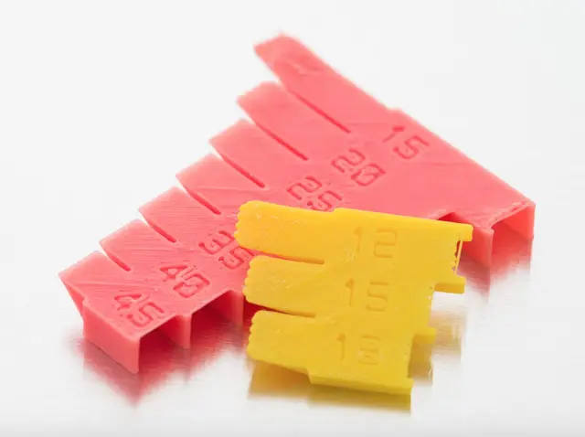 Overhang Test Print (Customizable) — modelo 3D