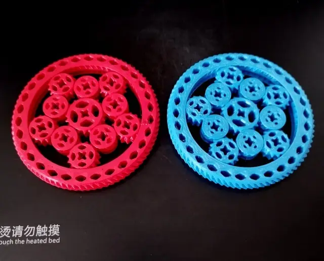 Gear wheels in action—60 x 20 x 15 x 12 teeth — modelo 3D