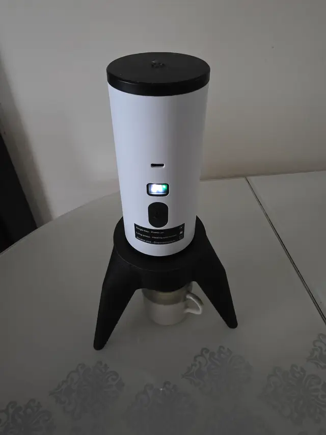 Mini coffee maker stand — modelo 3D