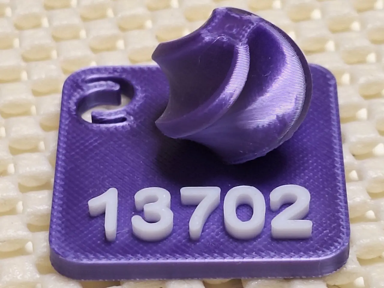 BambuLab - Echantillon couleur avec boule — modelo 3D