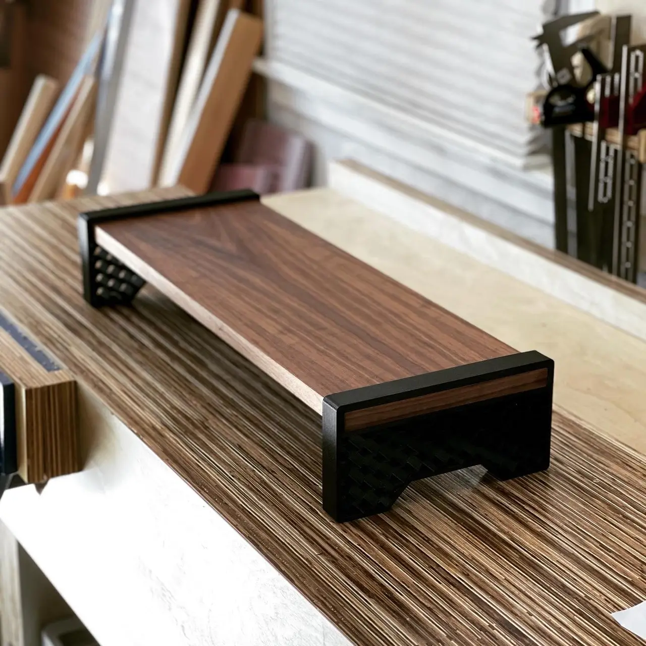 Monitor stand Legs — modelo 3D