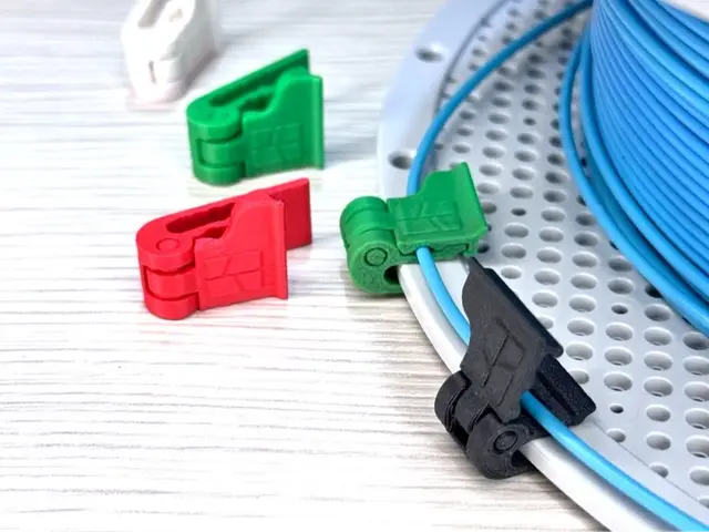Clip Filament Click (Print in Place) — modelo 3D