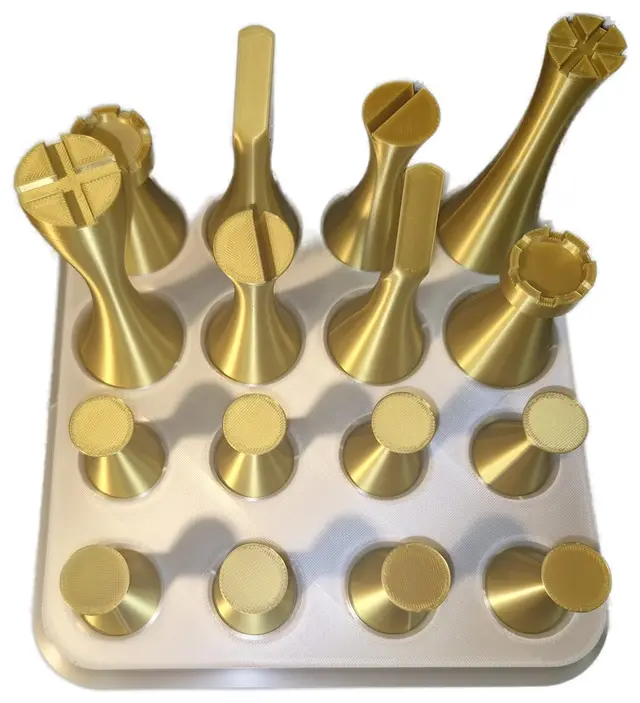 Plinth Tray for the Minimalist Contemporary Chess Set (30 mm & 50 mm) — remix — modelo 3D
