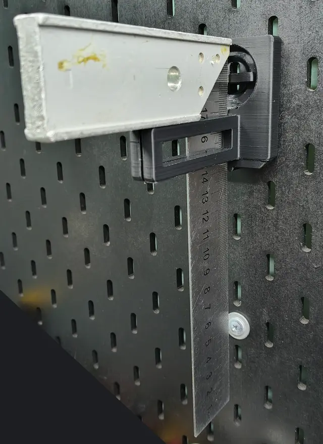 SKADIS Construction Square Holder – T-Clip Remix — modelo 3D
