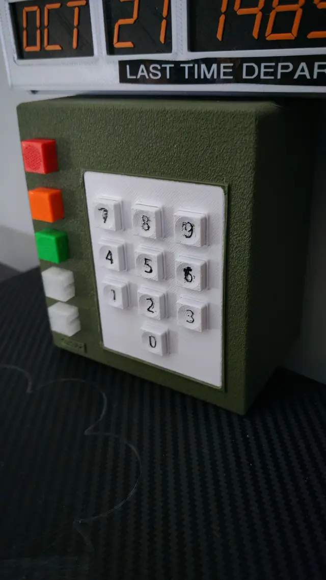 Time Circuits Keypad — modelo 3D