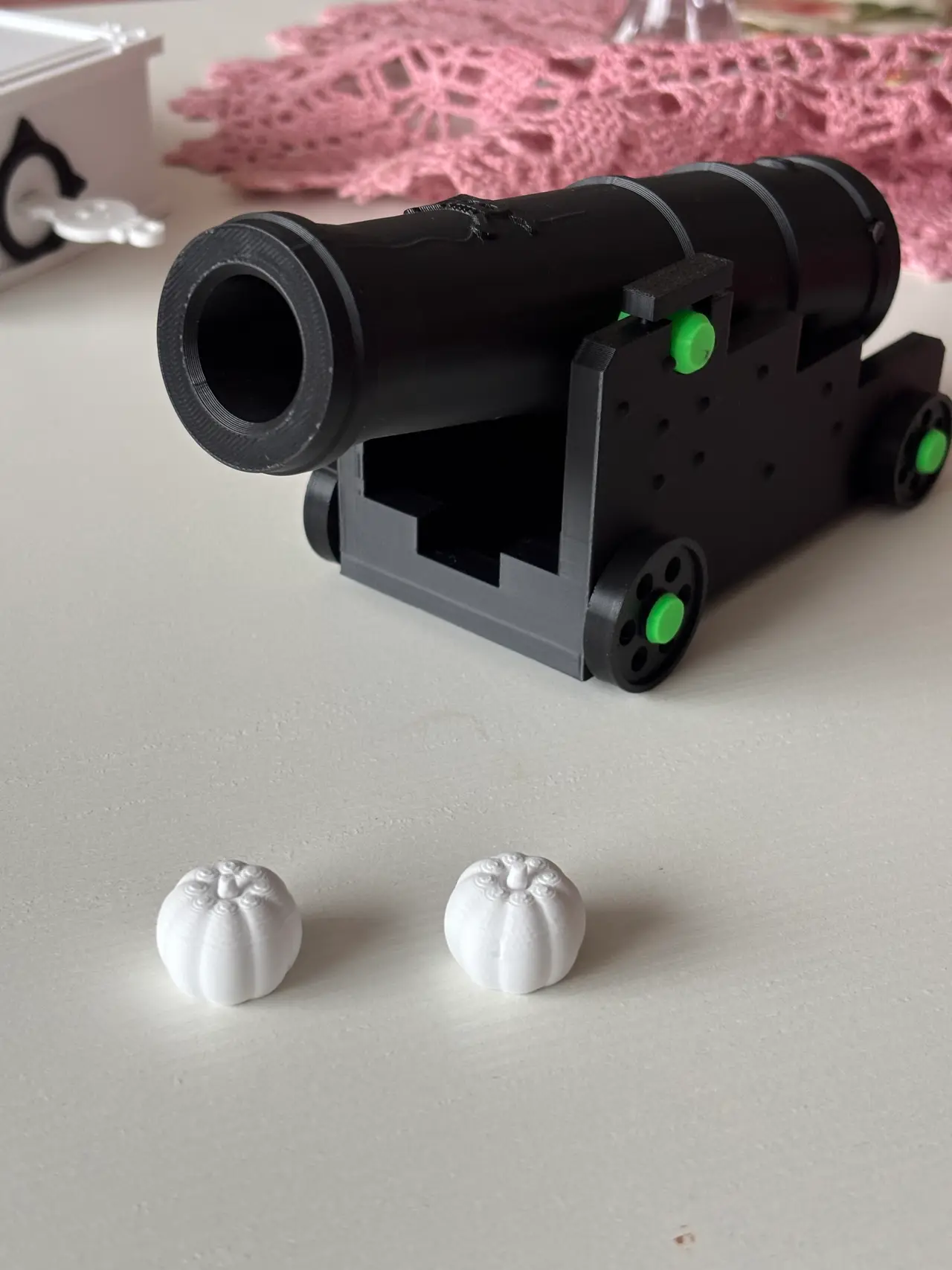 Pumpkin Cannon - Spring Cannon That Shoots Mini Pumpkins — modelo 3D