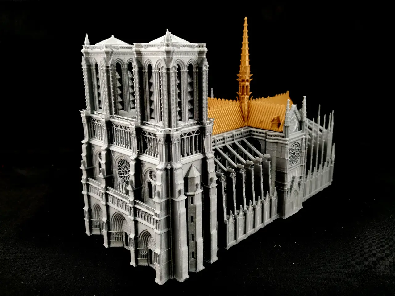 Notre-Dame de Paris Cathedral — modelo 3D