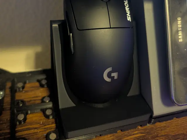 Mouse Stand Gridfinity - Magnetic Base — modelo 3D