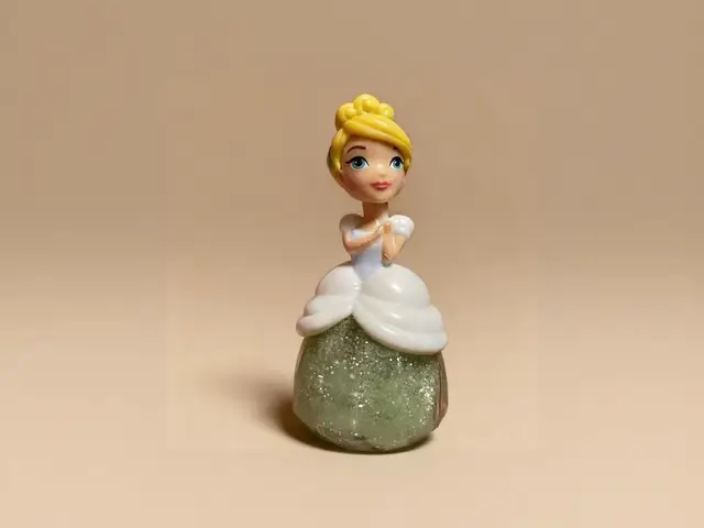 灰姑娘 — modelo 3D