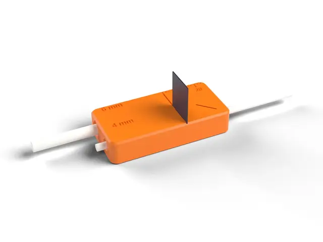 PTFE Tube Cutter Guide - Square Bowden Tube Cuts for 4 mm and 6 mm, No Supports (OpenSCAD) — modelo 3D