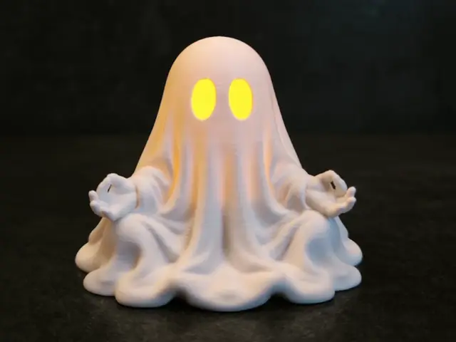 Meditating Ghost — modelo 3D