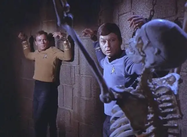 Skeleton Figures (Human, Cardassian, Vulcan, Ferengi, klingon) Star Trek — modelo 3D