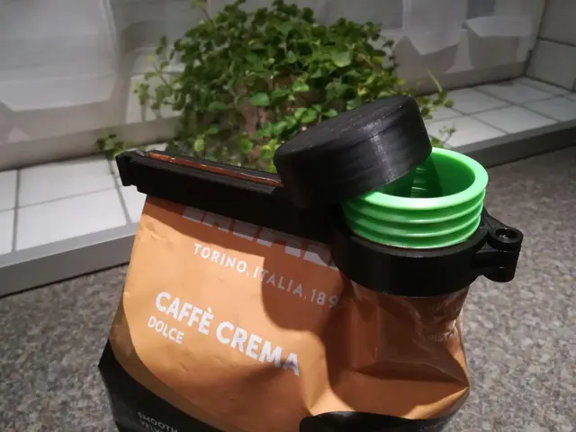 Bag Clip with Screw Cap — modelo 3D