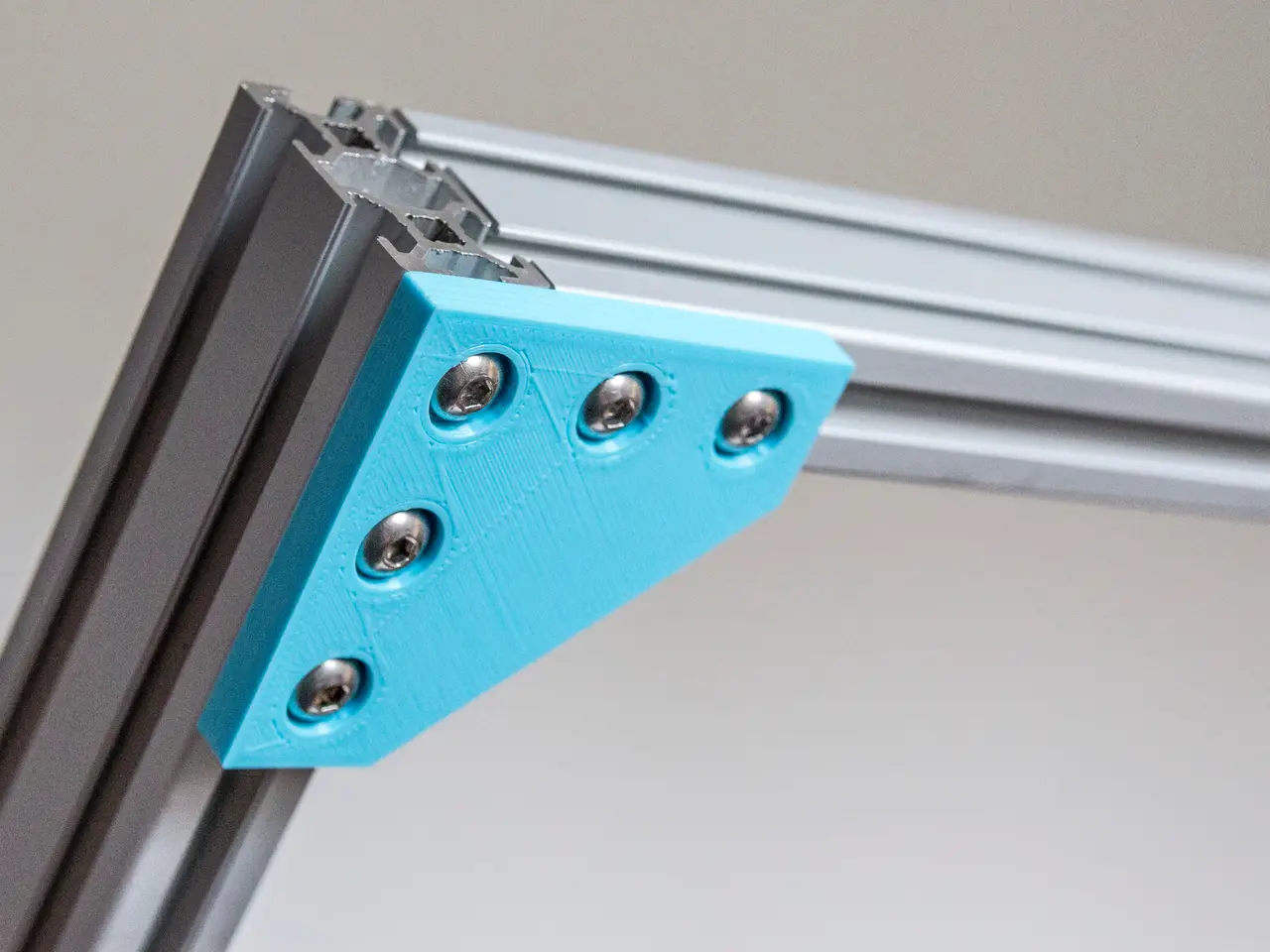 Customizable Plate Bracket for Aluminium Extrusion Profiles (Misumi 2020, 2040, 4040, ...) — modelo 3D