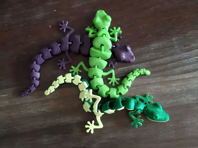 Articulated Lizard v2 — modelo 3D