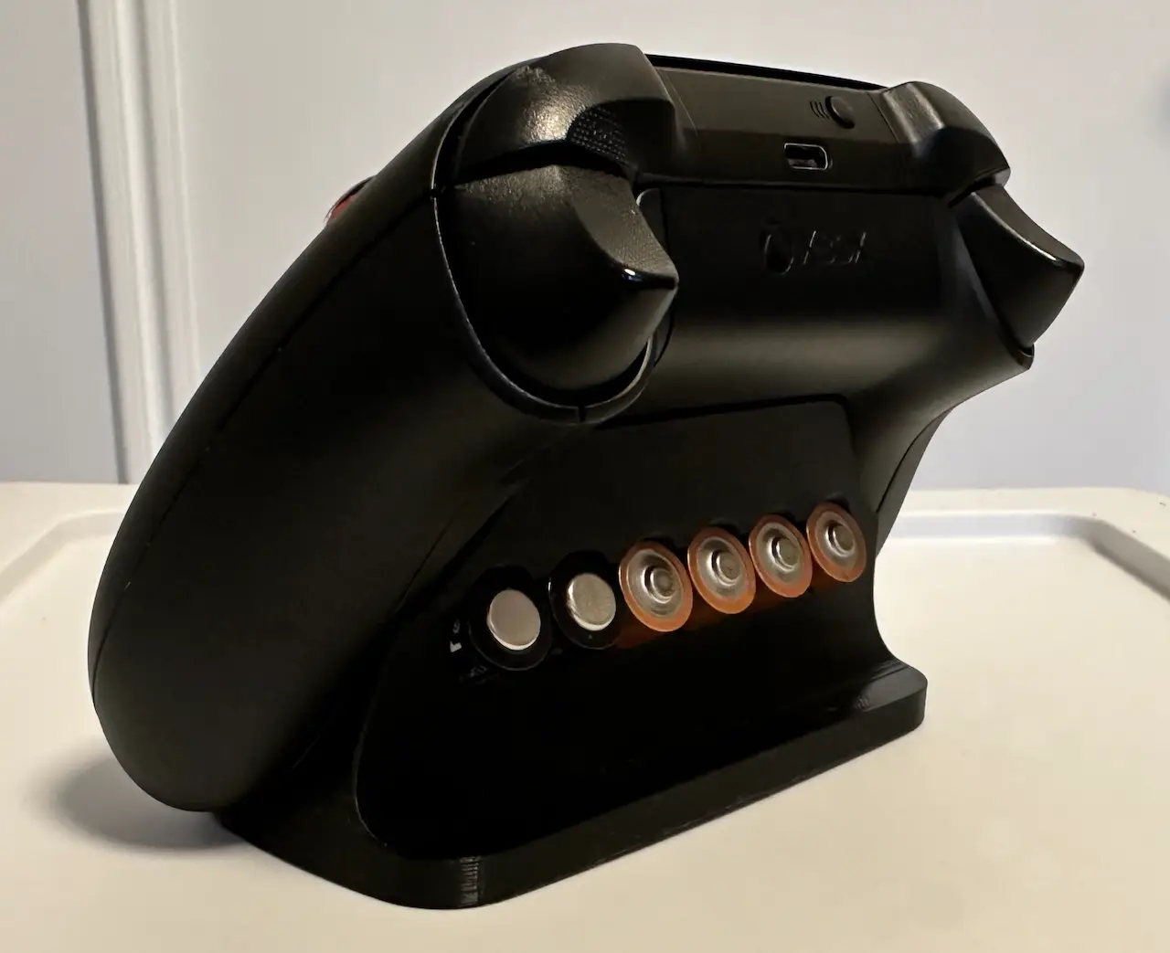 Xbox Controller Stand w/AA Battery Storage — modelo 3D