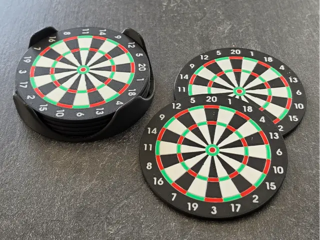Dartboard Coaster Set with Holder (Set of 6) — modelo 3D