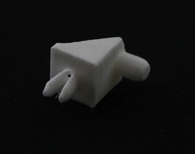 Komplement Shelf Pins — modelo 3D