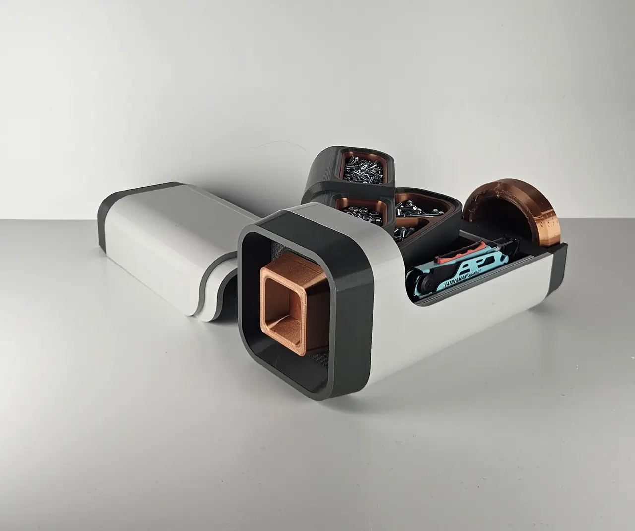 TUBE — modelo 3D