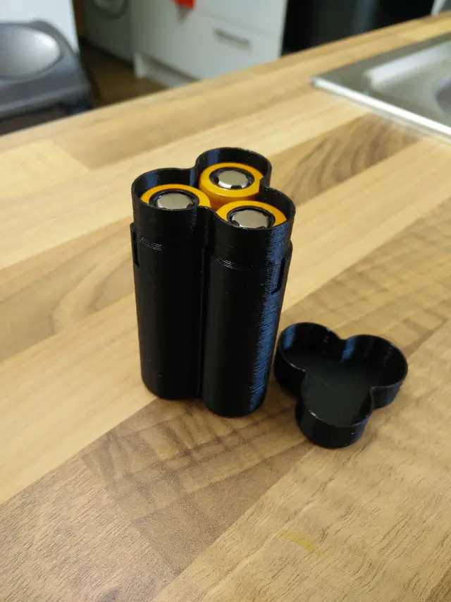 3x18650 Battery holder — modelo 3D