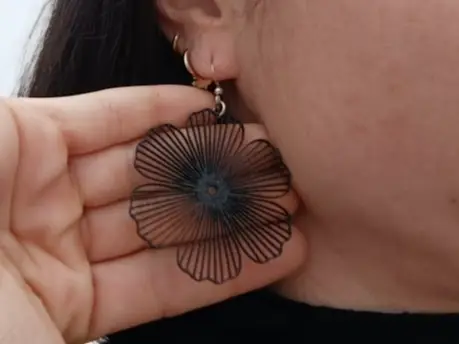 Pendiente Flor — modelo 3D